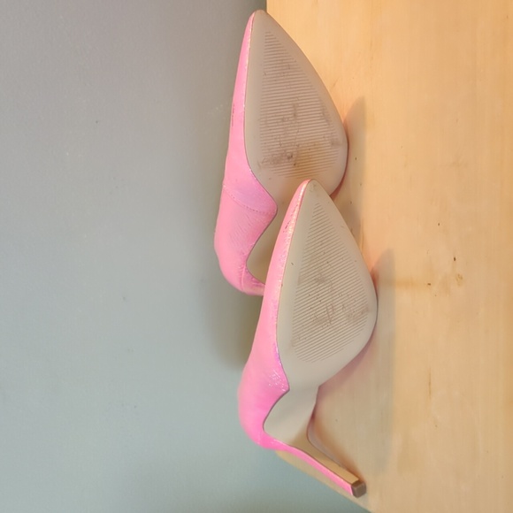 Nine West pink mermaid shoes 7.5 - Picture 2 of 2